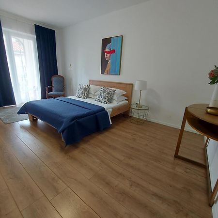 Apartments Villa Dona Makarska Esterno foto